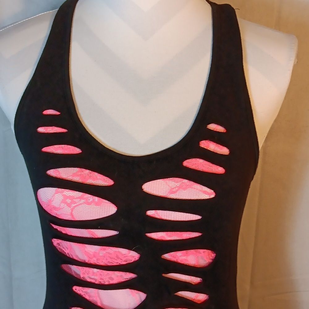 Bozzolo Black and Pink Lace Tank Top - Picture 3 of 5